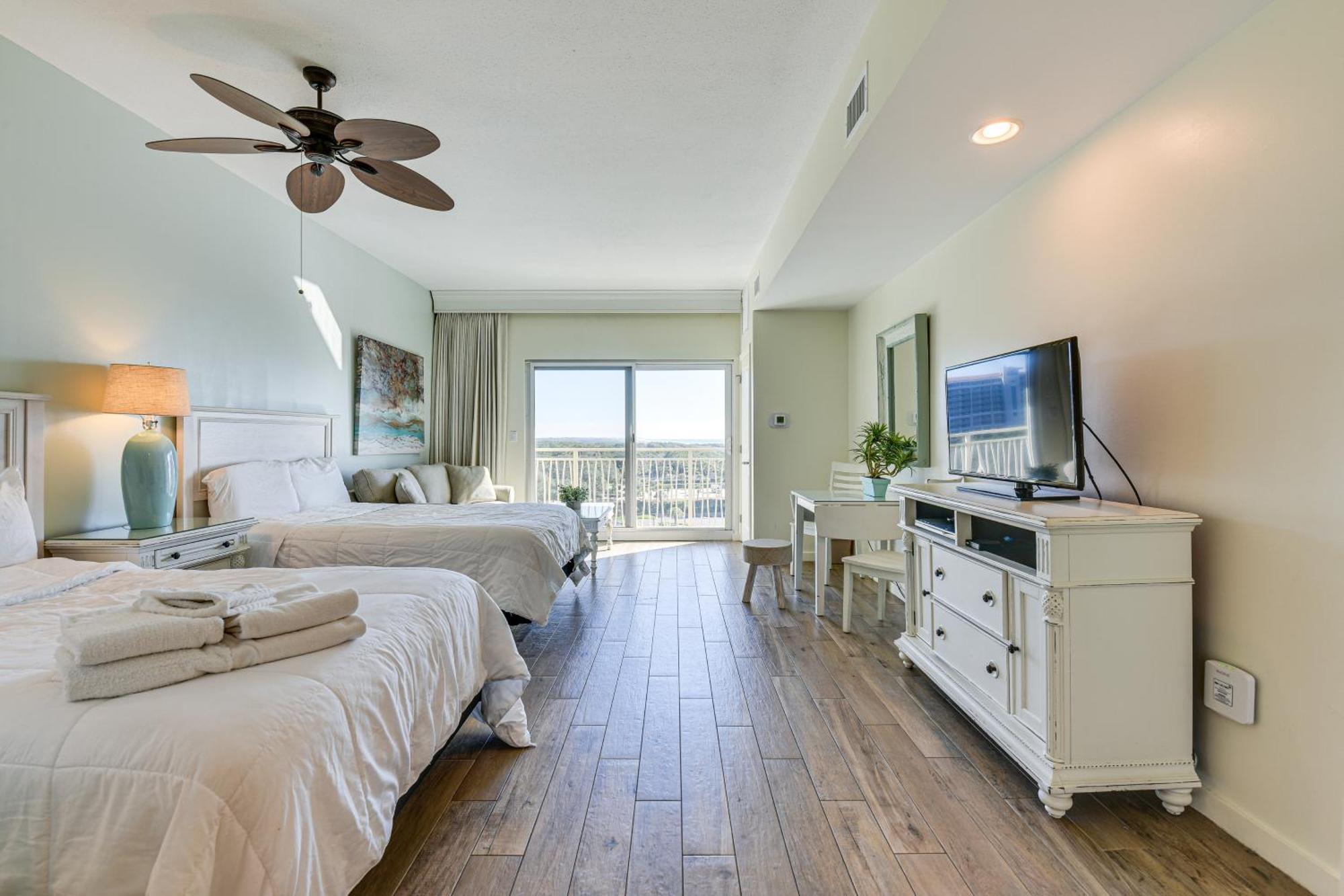 Destin Resort Studio With Pool - Walk To Beach! Exterior photo